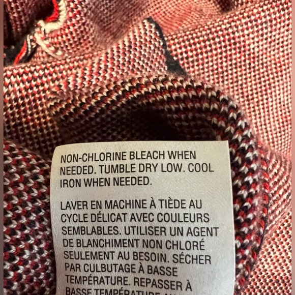 Charter Club Black and Red Plaid Cardigan Sweater Women’s Size L Snap Closure - Picture 7 of 9